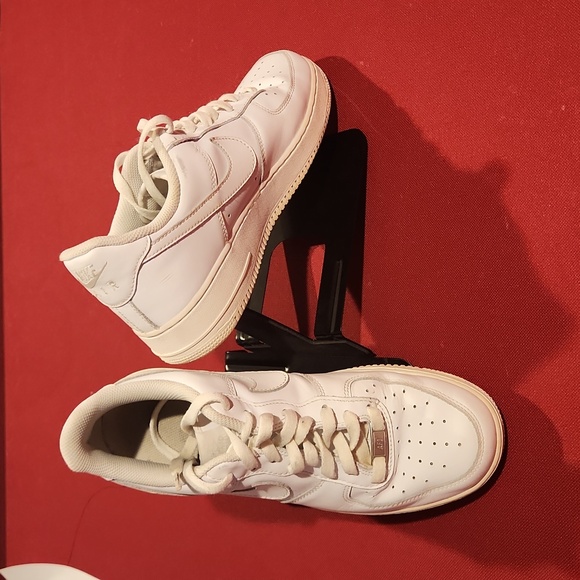 Nike Air Force 1 - Picture 2 of 4